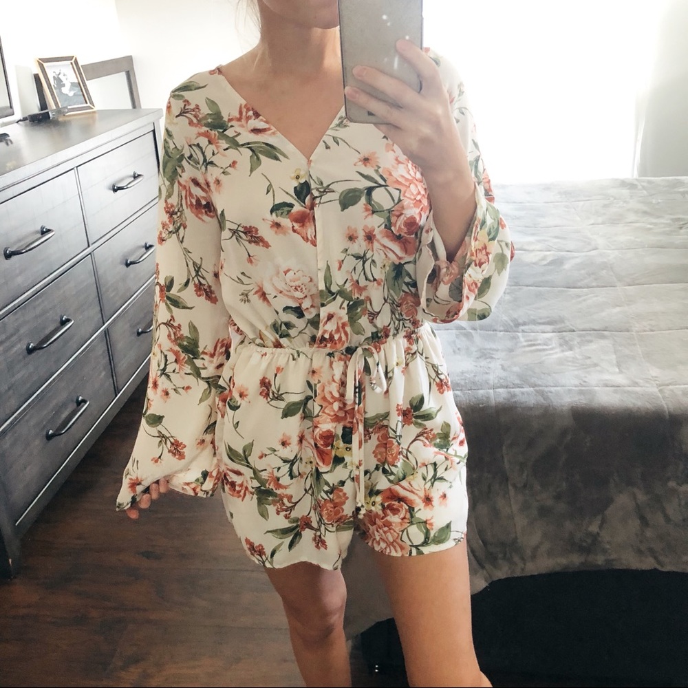 Floral romper - Picture 2 of 3